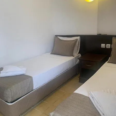 The Sophia & Aparts 3* كمر