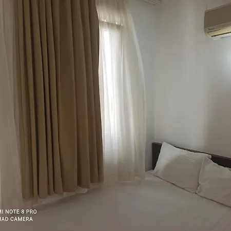Отель The Sophia & Aparts 3*